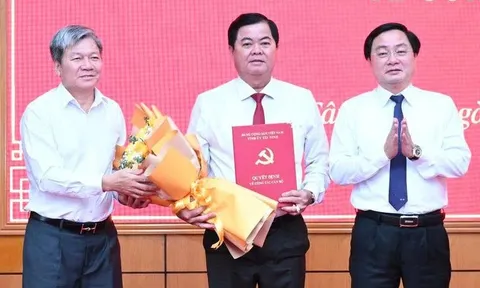 Chủ nhiệm Ủy ban Kiểm tra Tỉnh ủy Vĩnh Long làm Chủ nhiệm Ủy ban Kiểm tra Tỉnh ủy Tây Ninh