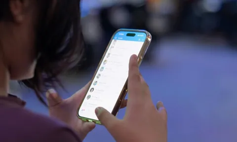 Ứng dụng miễn phí, cách 'ông chủ' Zalo kiếm tiền từ hệ sinh thái đồ sộ?