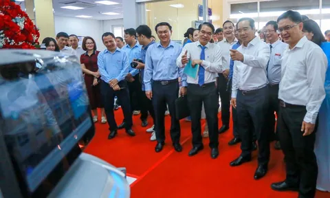 Chính thức ra mắt Trung tâm Phục vụ hành chính công TP.HCM, tiếp nhận cùng lúc 500 - 700 người