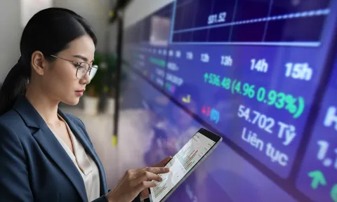 Tin tức sáng 31-12: Khối ngoại đã rút ròng gần 122.000 tỉ đồng chứng khoán trong năm 2025