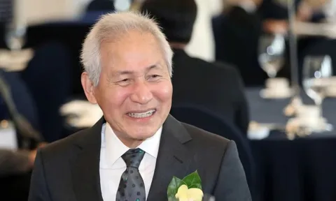 'Ảnh đế' Ahn Sung Ki ngừng tim, rơi vào trạng thái nguy kịch