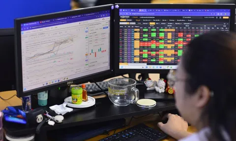 Chứng khoán 2026: Không còn tiền rẻ, lựa chọn đầu tư cổ phiếu ngành nào?