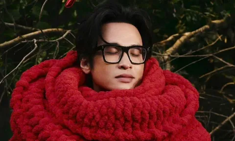 Hà Anh Tuấn ra mắt MV 'Một năm qua' trước thềm concert The Rose