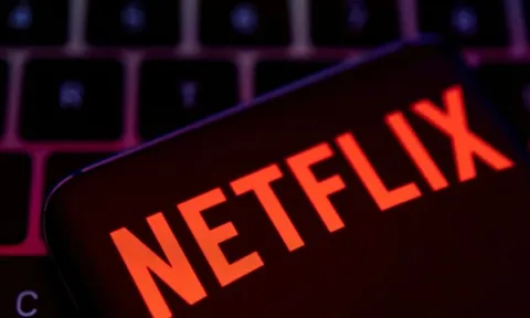 Netflix kích hoạt thương vụ bom tấn với Warner Bros