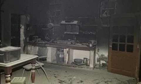 Công an thông tin vụ cháy nhà làm 15 người nhập viện