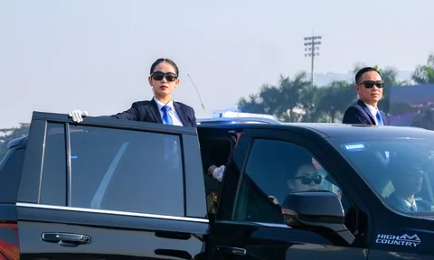 Cảnh vệ bảo vệ VIP, cảnh sát và khí tài hiện đại tổng duyệt bảo vệ Đại hội Đảng XIV