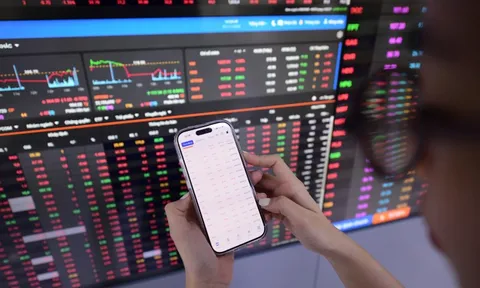 Chứng khoán 9-1: Thị trường điều chỉnh, cân nhắc chốt lời ngắn hạn