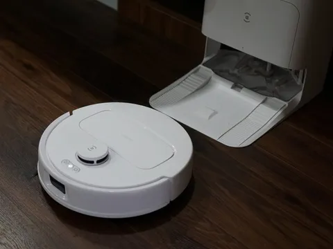 Robot hút bụi đang ngày càng hoàn thiện, giá mềm