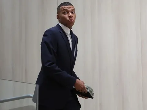 Đội bóng của Mbappe đối diện nguy cơ rớt hạng