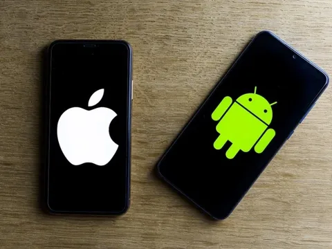 iPhone đang dễ bị tấn công hơn Android?