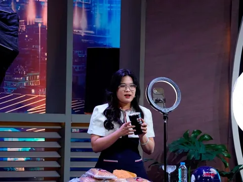 Kỹ năng livestream linh hoạt giúp sản phẩm "cháy hàng", ứng viên được đề xuất thu nhập 18 triệu đồng