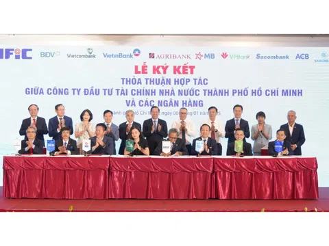 Sacombank và HFIC ký kết hợp tác phát triển kinh tế - xã hội