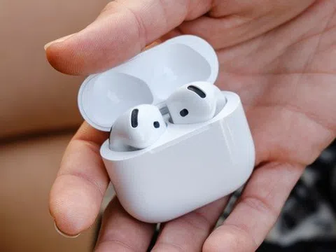 AirPods 4 "sập" giá còn 2,8 triệu đồng, bản có chống ồn ANC sale cuối năm cũng chỉ 3,6 triệu đồng