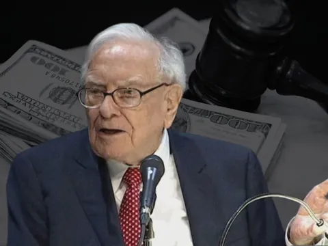 Tỉ phú Warren Buffett đang bán 'đế chế' bất động sản?