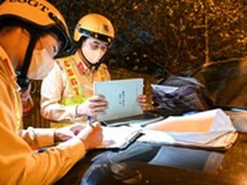 Đề xuất tăng mức phạt tiền vi phạm giao thông đường bộ tối đa lên 150 triệu đồng