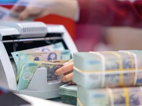 Lãi suất tiền gửi tiết kiệm tháng 5/2025: Có thể tăng do sự bất định của chính sách thuế quan