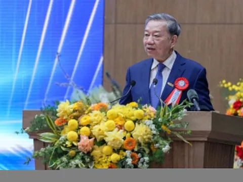 Tổng Bí thư: Phát triển quốc gia số trên dữ liệu 'đúng-đủ-sạch-sống'
