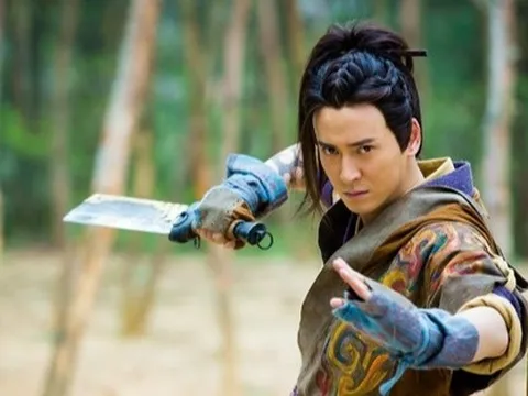 Kiếm hiệp Kim Dung: Vì sao Điền Bá Quang thua Lệnh Hồ Xung dù võ công cao hơn?