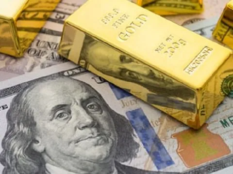 Ngày 6/5: VietinBank tăng mạnh giá mua USD, giá vàng lập kỷ lục mới