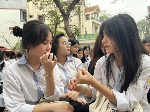 Trách nhiệm của thí sinh trong Kỳ thi Tốt nghiệp THPT và những vật dụng bị cấm mang vào phòng thi