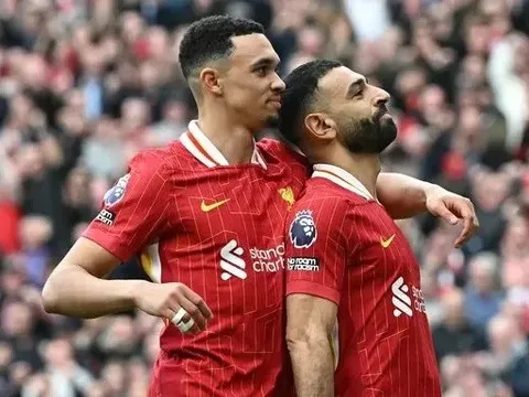 Salah lên tiếng về quyết định rời Liverpool của Trent Alexander-Arnold