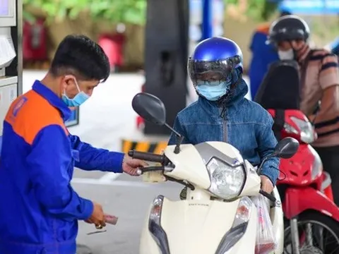 Giá xăng dầu đồng loạt giảm