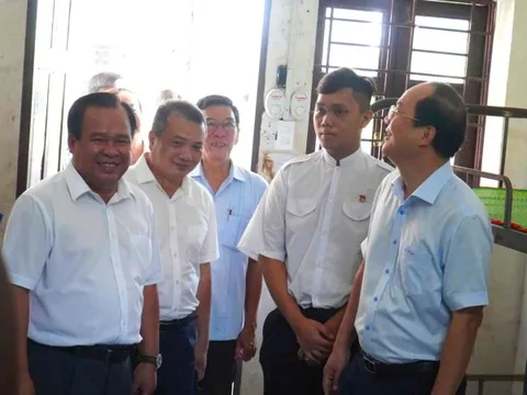 Nghiên cứu cơ chế đặc thù cho học sinh dân tộc thiểu số ở Cà Mau