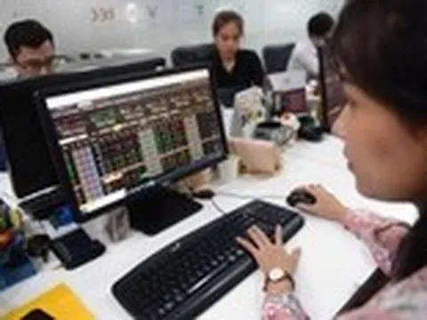 Chứng khoán tăng 41 điểm tuần qua, chiến lược nào trước áp lực bán đang rình rập?