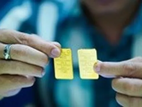 Giá vàng thế giới bật tăng trở lại