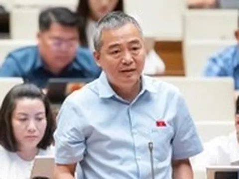Đại biểu tranh luận viện phí, học phí cũng phải 'cõng' thêm thuế thu nhập doanh nghiệp