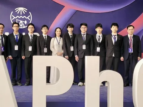 Học sinh Việt Nam đoạt 8 huy chương tại Olympic Vật lý châu Á