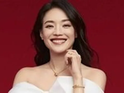 Thời đại cuồng dã qua cửa kiểm duyệt, người đẹp Thư Kỳ lần thứ 3 sải bước ở Cannes