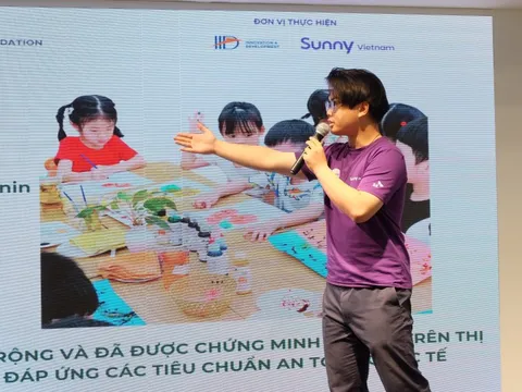 Chế mực viết, màu vẽ từ phế phẩm nông sản: Nhóm sinh viên thắng lớn ở chương trình khởi nghiệp của Bộ GD&ĐT