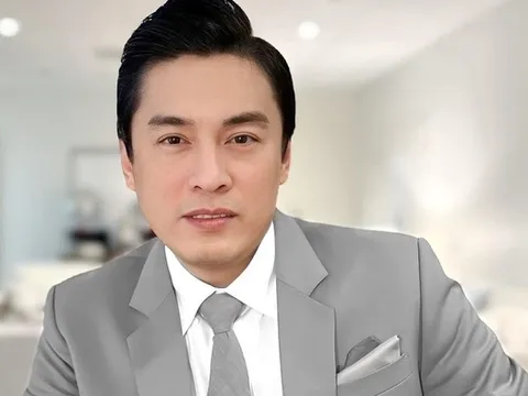 Lên chức ở tuổi 51, "anh hai" Lam Trường hạnh phúc viên mãn bên vợ trẻ