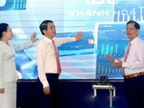 Chủ tịch tỉnh Khánh Hòa: Khách du lịch, doanh nghiệp phản ánh, Trung tâm IOC phải xử lý ngay