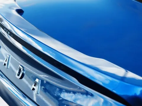 Lada của Nga có 'vua' doanh số 8 năm liên tiếp, bán 200.000 xe/năm: Đã đến Việt Nam, Vios, Accent lo sợ?