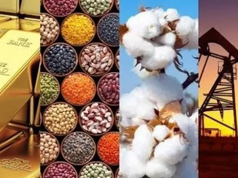 Thị trường ngày 16/5: Dầu giảm mạnh, vàng nhích dần, cà phê thấp nhất 1 tháng