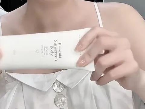 Mỹ phẩm do công ty chồng Đoàn Di Băng phân phối tiếp tục bị thu hồi