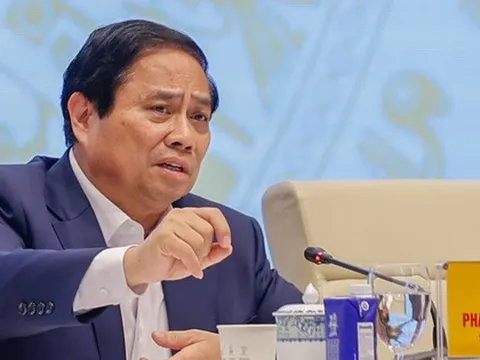 Thủ tướng chỉ đạo tổng rà soát tài khoản ngân hàng, sim điện thoại