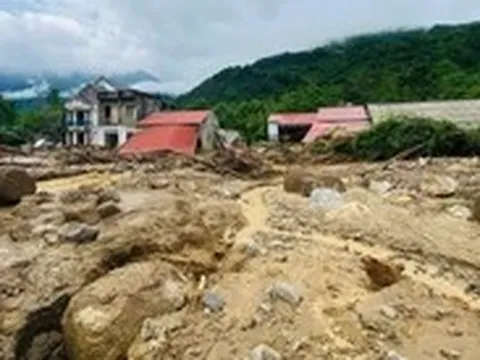 Đêm nay Bắc Bộ tiếp tục mưa to, cảnh báo có mưa dông ở Hà Nội