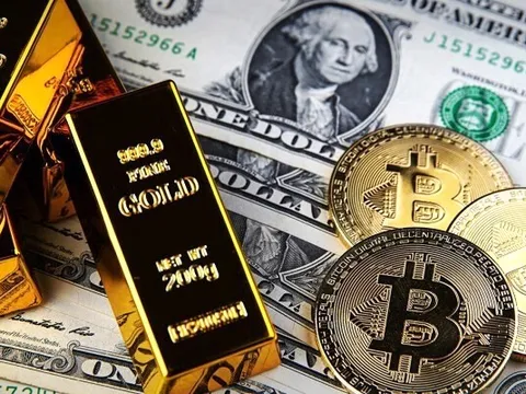 Vàng thế giới rớt giá thảm, bitcoin và chứng khoán vọt tăng