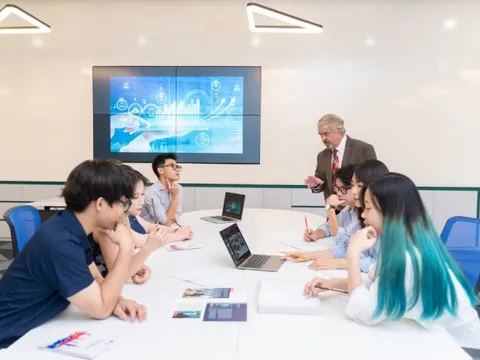 Ngành dữ liệu thống trị thị trường: Mức lương lên tới 150 triệu đồng/tháng, cơ hội việc làm tăng trưởng mạnh mẽ