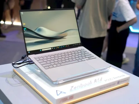 Cận cảnh mẫu laptop siêu mỏng nhẹ, dùng vật liệu đặc biệt của Asus tại Computex 2025