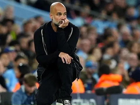 Pep Guardiola dọa rời Man City nếu đội hình tiếp tục quá đông