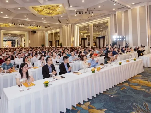 Vốn hóa SHB vượt 2 tỷ USD, nền tảng tài chính vững mạnh, không ngừng bứt phá