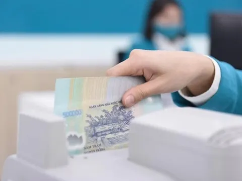 Dòng tiền "trú ẩn" ghi nhận kỷ lục mọi thời đại, điều gì đang xảy ra?