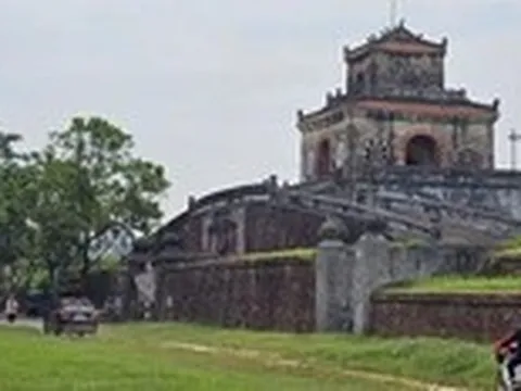 Chuyện lạ Kinh thành Huế - Kỳ 1: Đất thiêng giữa Kinh thành