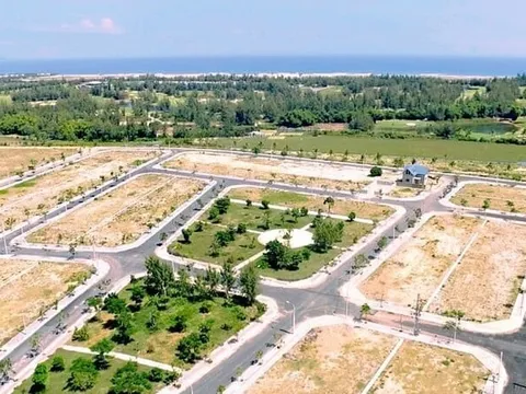 Ăn theo sóng sáp nhập tỉnh thành, giới đầu cơ ‘ôm bom’