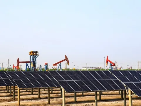 'Petrostates' xưa rồi - một quốc gia sắp cho Mỹ, EU 'hít khói' để trở thành 'electrostates' đầu tiên trên toàn cầu