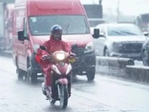 Mưa ở Nam Bộ, TP.HCM không lớn như dự báo, vì sao?